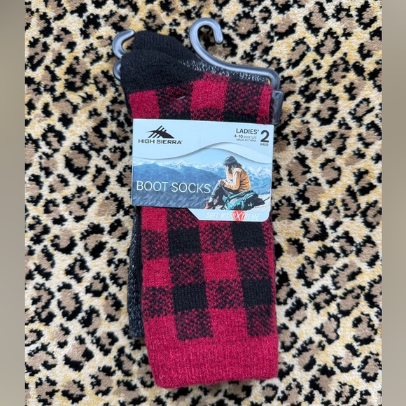 High Sierra boot socks (ladies’ shoe size 4-10) (NWT) - Picture 1 of 4